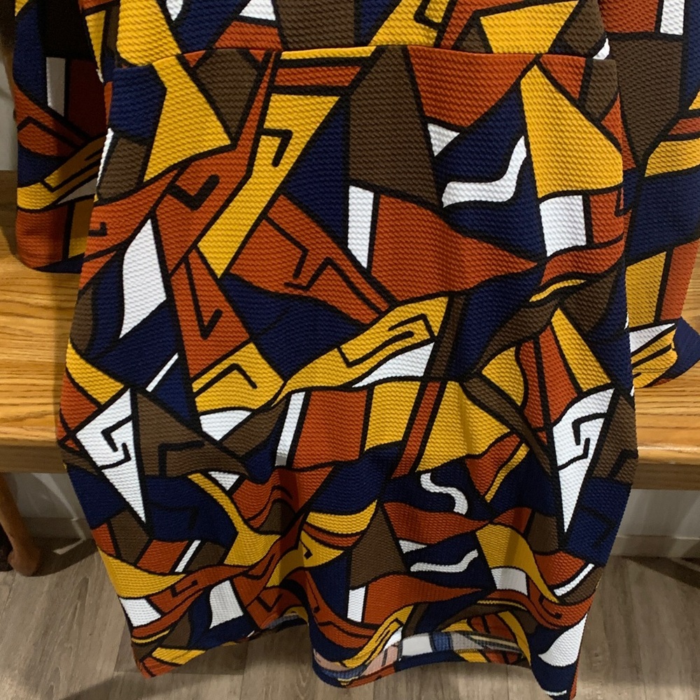 Geometric Patterned Dress - Multicolor - Picture 3 of 14